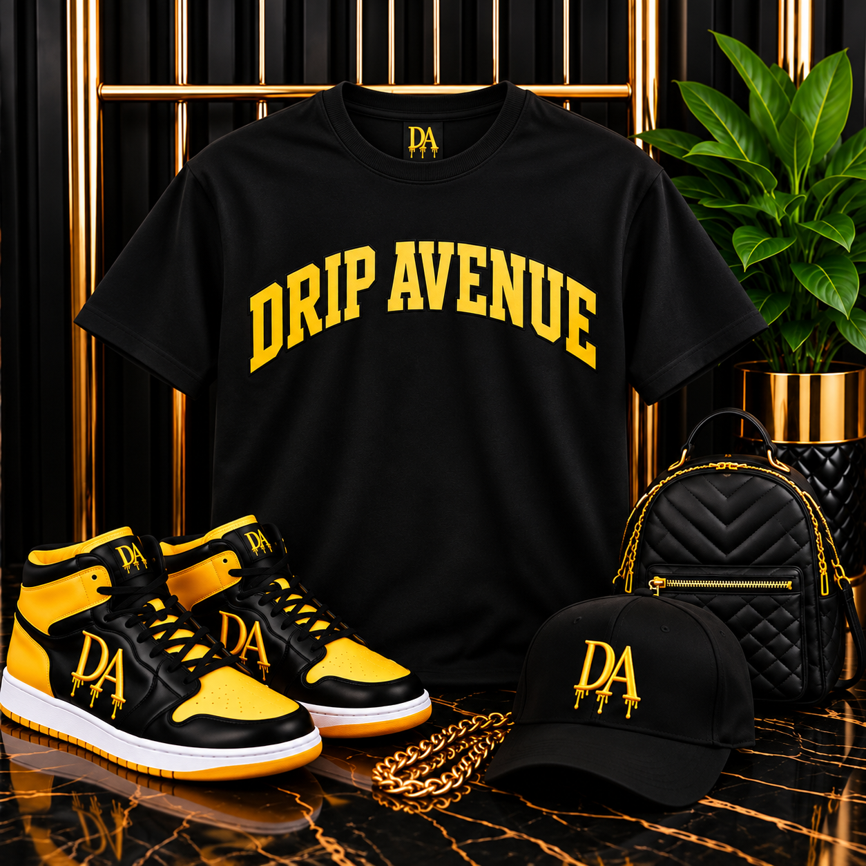Signature Arch Logo Tee