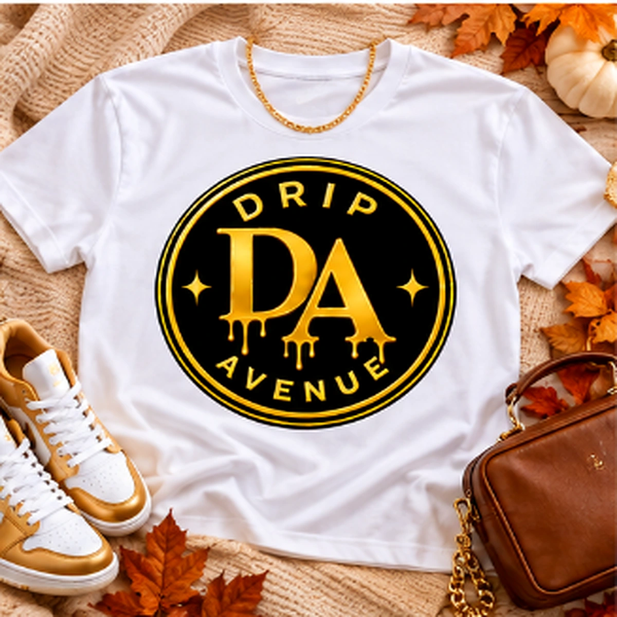 Signature DA Emblem Tee in Black, view 2